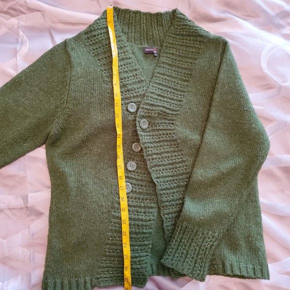 Royal Robbins green button sweater - Picture 9 of 12